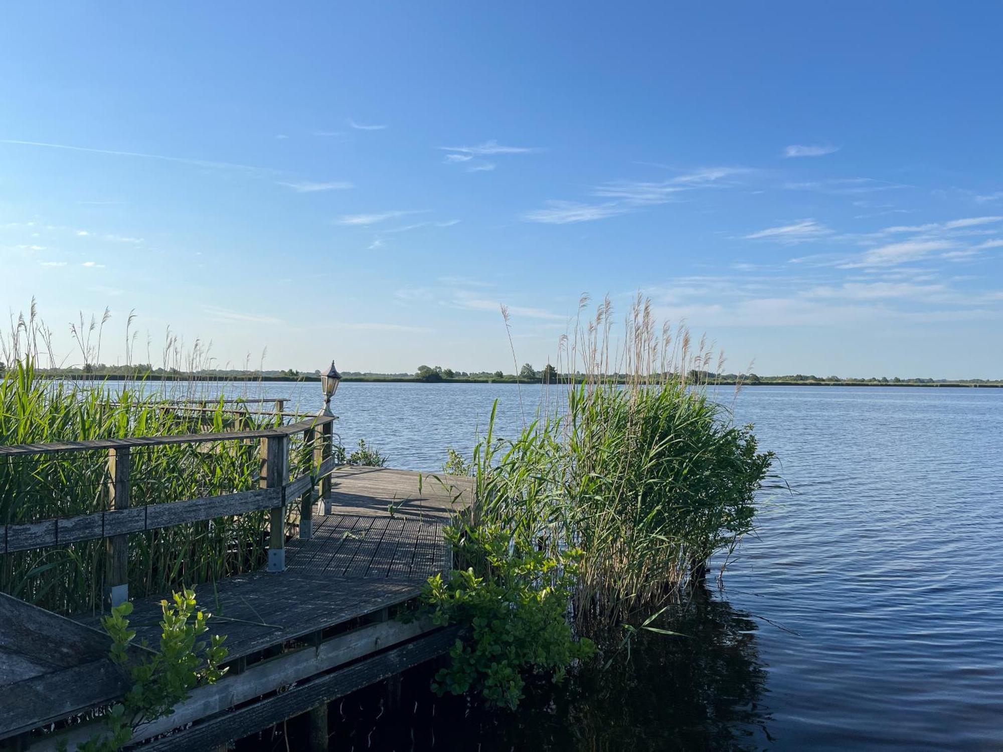 Luxe En Ruim Chalet Met Airco Bij Leekstermeer Matsloot 外观 照片