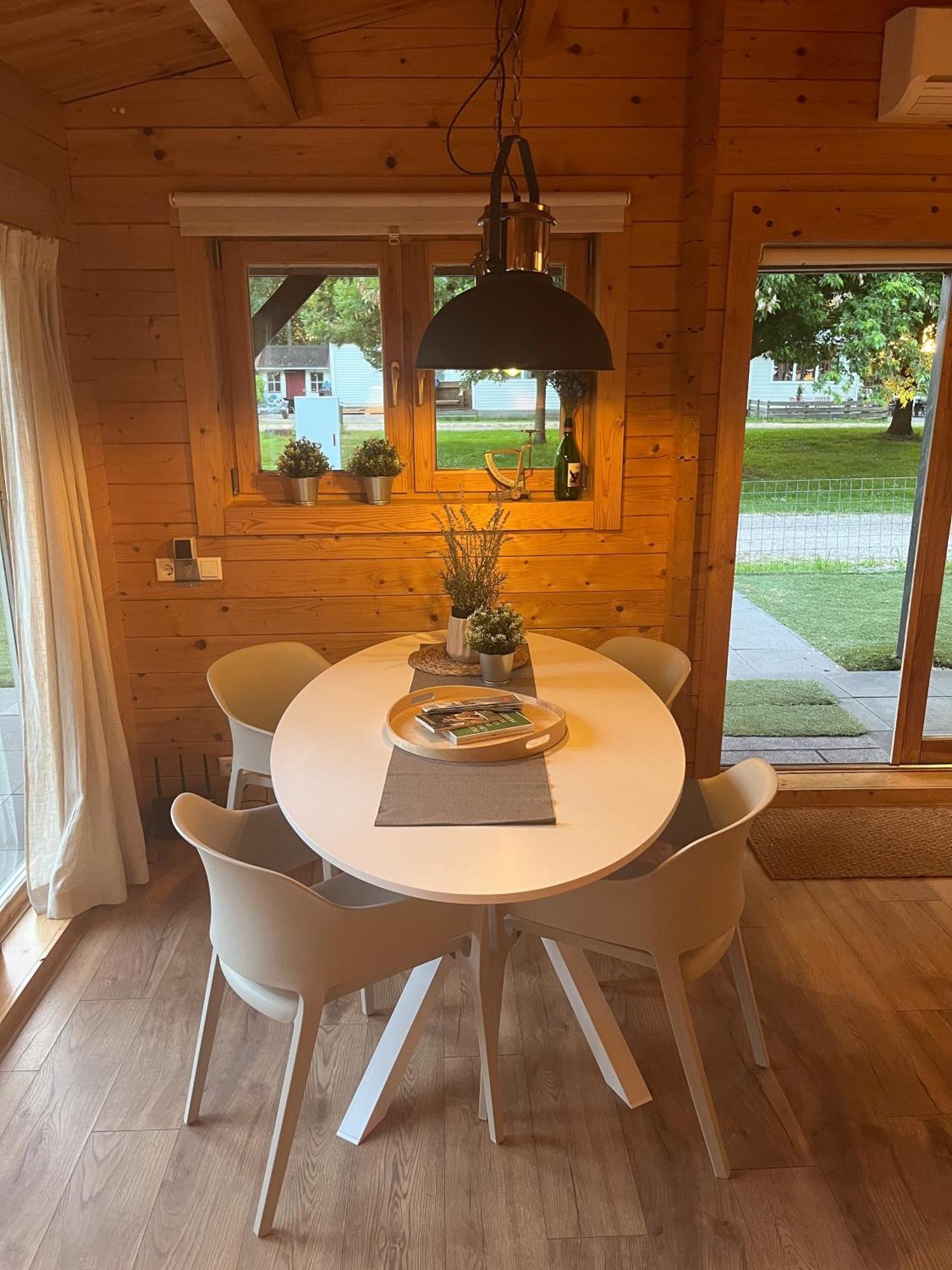 Luxe En Ruim Chalet Met Airco Bij Leekstermeer Matsloot 外观 照片