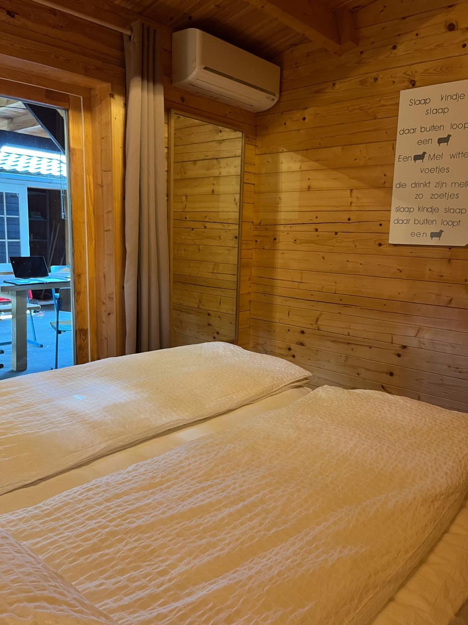 Luxe En Ruim Chalet Met Airco Bij Leekstermeer Matsloot 外观 照片