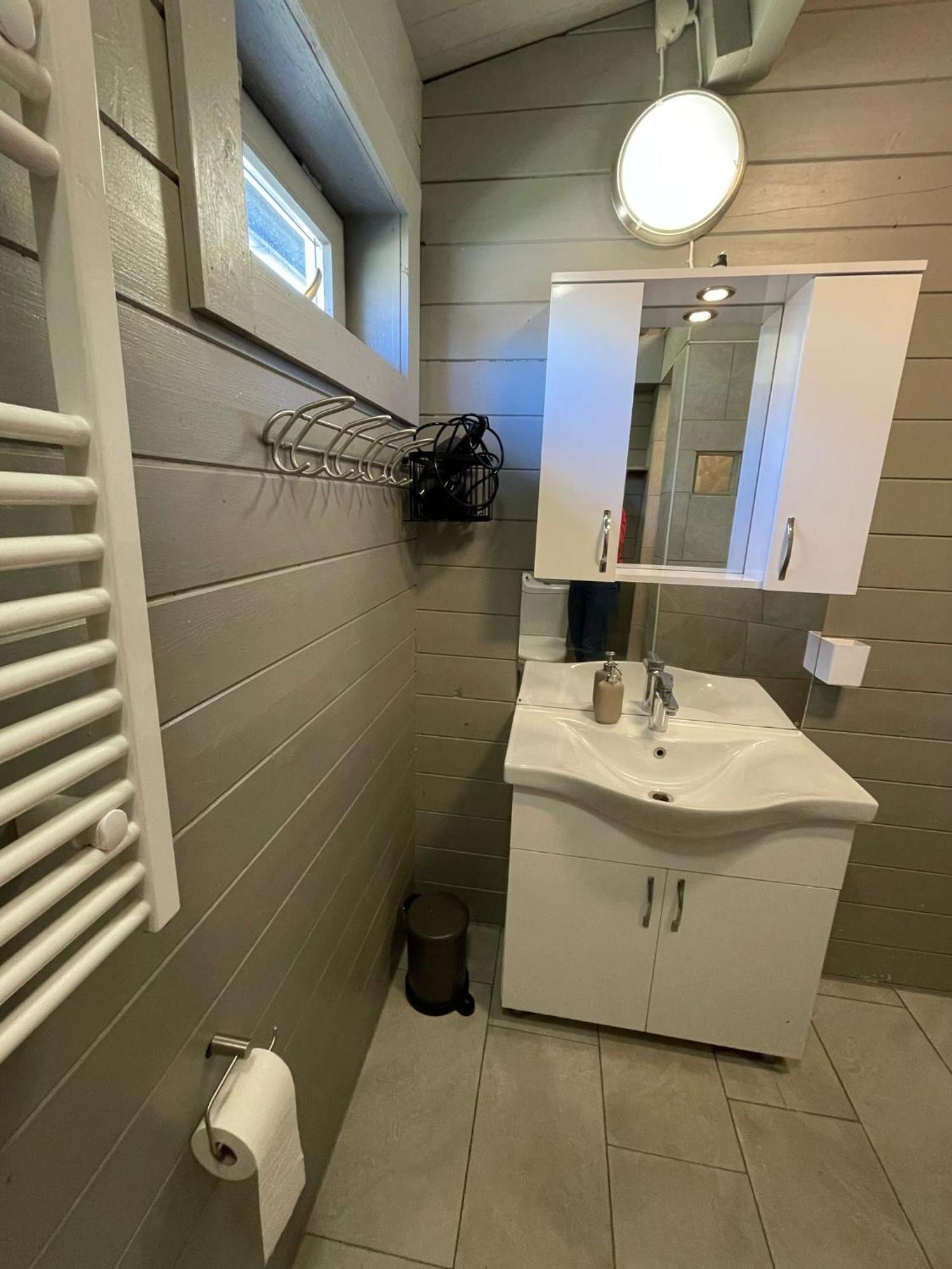 Luxe En Ruim Chalet Met Airco Bij Leekstermeer Matsloot 外观 照片